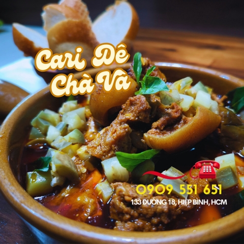 Thố Cari dê Chà Và chấm bánh mì