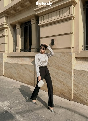 Quần loe ARIANA màu đen chất tuyp si