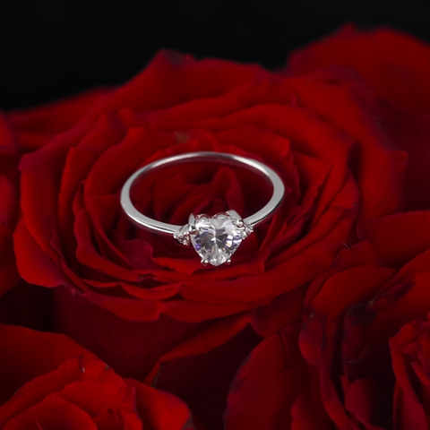 Nhẫn bạc S925 NCJ48 đính đá trái tim, quà tặng 8-3 ý nghĩa dành cho bạn gái, Chariot Jewelry