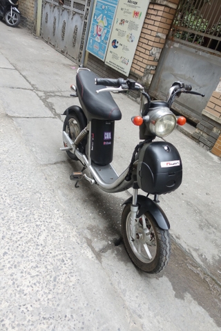 Xe đạp điện NIJIA (Trắng/ Hồng/ Đen) , 90%