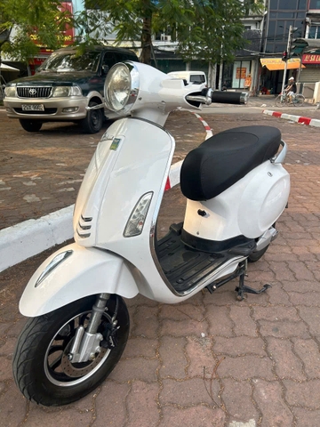 Xe điện Vespa Valerio
