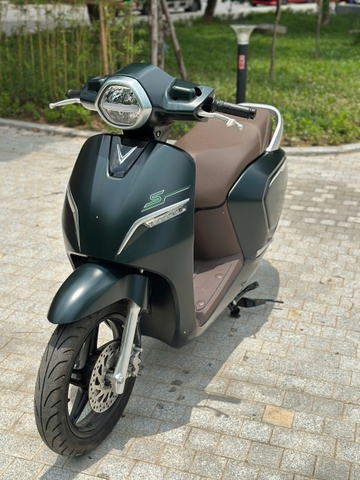 Xe điện vinfast Klara S2 màu xanh rêu mới