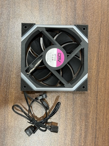 Fan led màu đen xuôi model: DTV DT V06