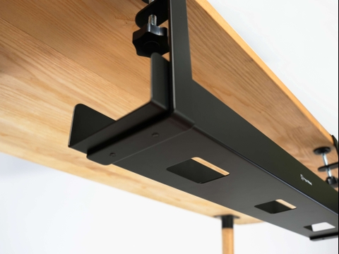 Khay đi dây kẹp bàn HyperWork CM-01