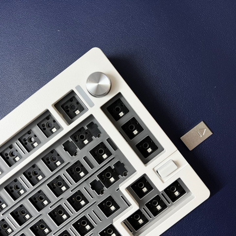 KIT LMK81 - KIT Bàn phím cơ LMK81 RGB mạch xuôi kết nối 3 chế độ (Nhôm CNC, Gasket Mount)