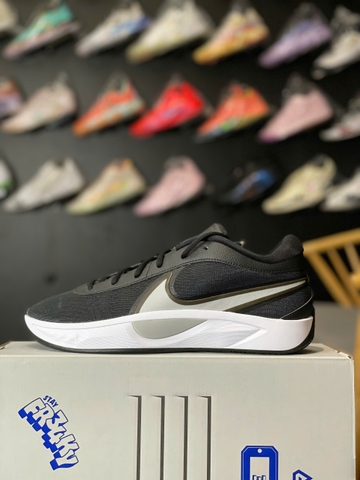 Nike Freak 6