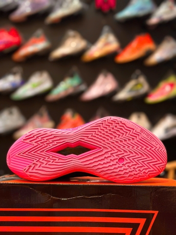 Anta Shockwave 7