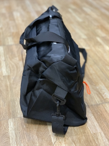 Túi trống Nike mid