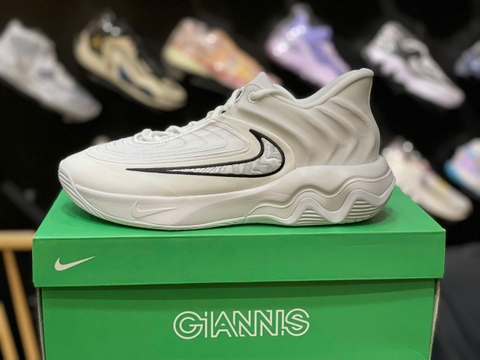 GIANNIS IMMORTALITY 4