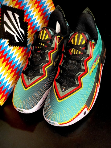 Anta Kai 2 "Retro 90s"