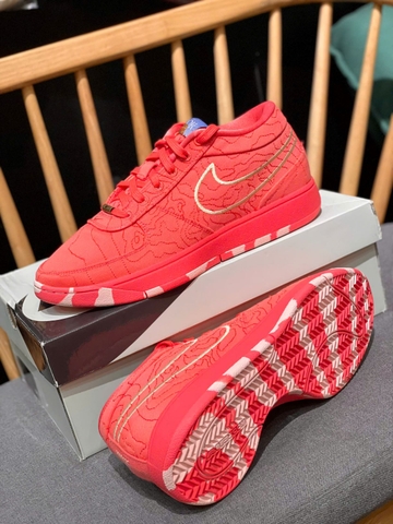 Nike Book 1
