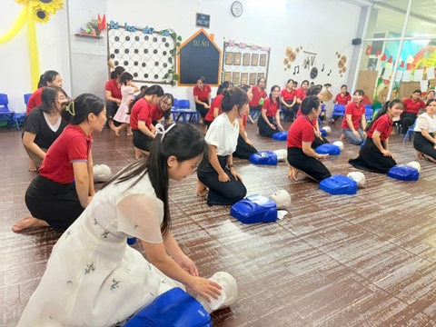 BUỔI TẬP HUẤN SƠ CẤP CỨU CHO TRẺ – LAN TỎA YÊU THƯƠNG VÀ TRÁCH NHIỆM