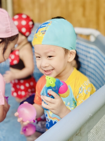 💦 Đón chào mùa hè rực rỡ sôi động và tràn đầy năng lượng cùng các bạn nhỏ Hoàng Quốc Việt.