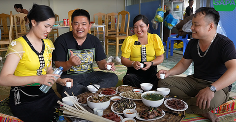 Mờ Hầm Khấu Vài Lèng Nhậu Cùng Dân Bản Quên Lối Về