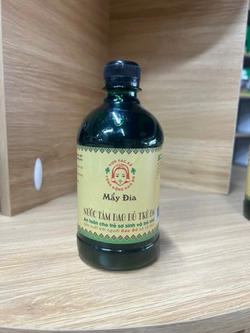 NƯỚC TẮM DAO ĐỎ TRẺ EM SAPA TV 500ML – THẢO MỘC TẮM TRUYỀN THỐNG DÀNH CHO TRẺ SƠ SINH VÀ TRẺ NHỎ