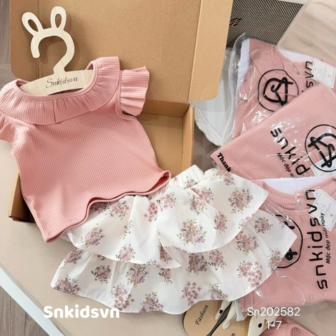 SET ÁO THUN GÂN HỒNG CAM MIX CHÂN VÁY HOA