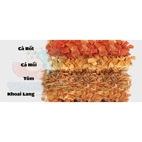 Thức ăn sấy khô gồm : cá hồi, tôm, khoai lang, cà rốt gói nhỏ 3g