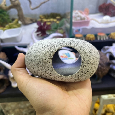 Hang trú hình viên đá chất liệu gốm màu trắng đốm