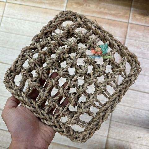 Tấm lưới cói làm hang trú và làm võng ngủ cho thú cưng nhỏ