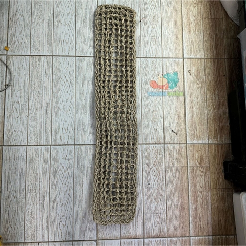 Tấm lưới cói làm hang trú và làm võng ngủ cho thú cưng nhỏ
