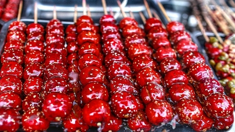 Top 5 Món Ăn Đường Phố Trung Quốc "Gây Bão" TikTok: Nhìn Là Thèm, Ăn Là Nghiện!