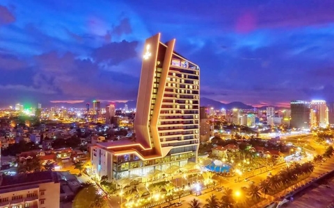 Khách sạn Grand Tourane