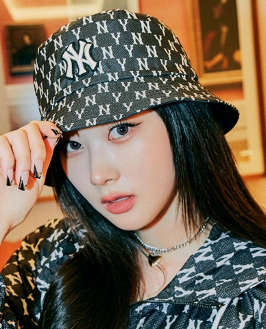 MLB MONOGRAM CLASSIC REVERSIBLE BUCKET HAT NEW YORK YANKEES