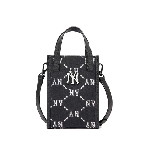 MLB Monogram Phone Pouch New York Yankees Black