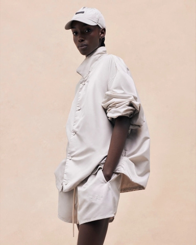 Fear Of God ESSENTIALS Running Short Silver Cloud