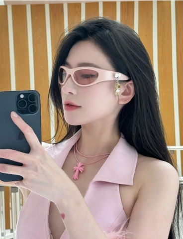 Gentle Monster Jennie Cheveux De Nini P7