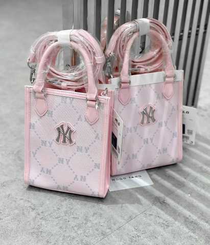 MLB Monogram New York Yankees 7ACRMD34N 50PKL