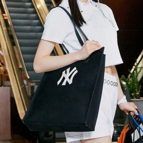 MLB Canvas Tote Bag New York Yankees Black