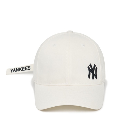 MLB Script Tail Ball Cap NEW YORK YANKEES