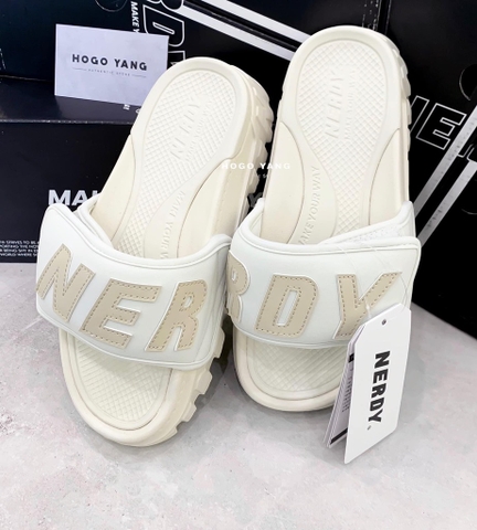 Nerdy Rich Bread Velcro Slide Cream