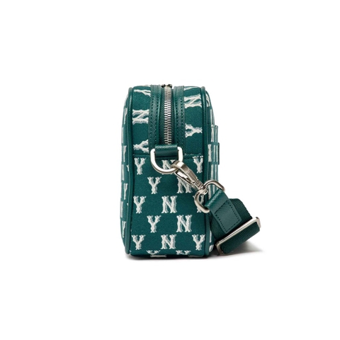 MLB CLASSIC MONOGRAM JACQUARD CROSS BAG NEW YORK YANKEES