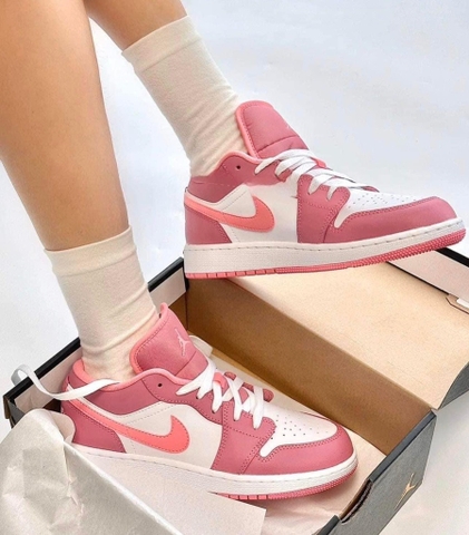 Jordan 1 Low Desert Berry 553560-616