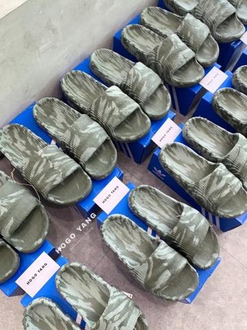 Adidas Adilette 22 ‘Light Olive Green’ HP6517