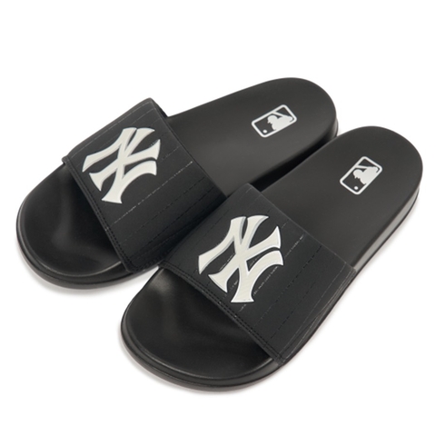 MLB NEW MOUND NEW YORK YANKEES