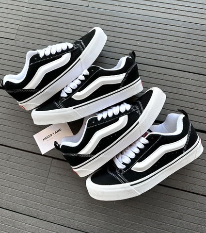 VANS KNU SKOOL BLACK/TRUE WHITE VN0009QC6BT