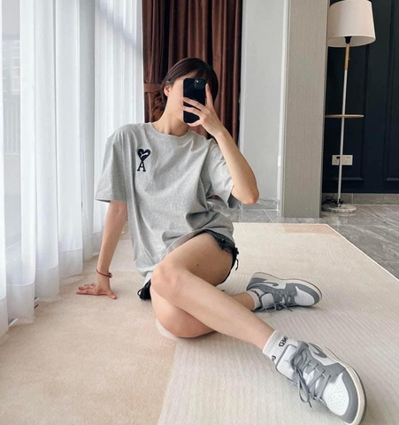 Jordan 1 Low Vintage Grey
