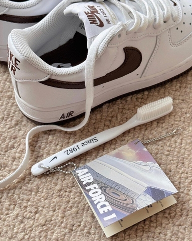 Nike Air Force 1 Low White Chocolate