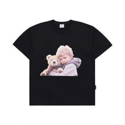 ADLV Baby Face Bear Doll Hug Short Sleeve T-Shirt Black