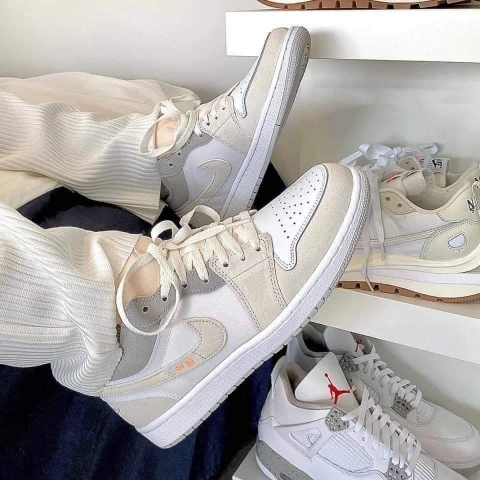 Jordan 1 Low SE Craft Inside Out