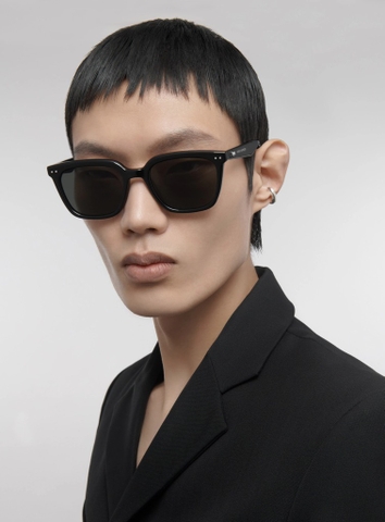 Gentle Monster Noma 01