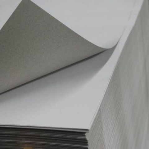 GIẤY BÌA ROKI KT 79X109 CM ĐL250 (TỜ)