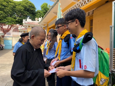 2022-08-14 Lễ phát thưởng Học sinh giỏi & Khuyến học năm học 2021-2022