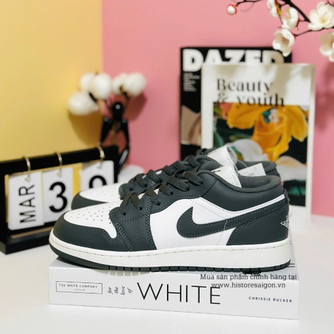 2033 - Giày Nike Air Jordan 1 Low ‘Grey White’ 553558-044 [HÀNG CHÍNH HÃNG]