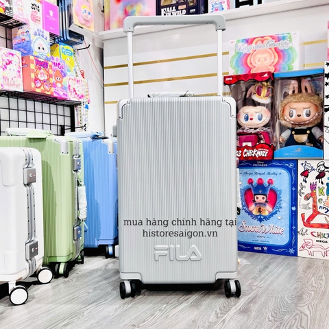 1793 - Vali Fila Bạc Size 24 Ký Gửi Embossed Logo [HÀNG CHÍNH HÃNG]