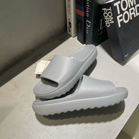 1667 - Dép Adidas Adilette Lumia Silver Metallic JP9581 - Xám Nhạt [HÀNG CHÍNH HÃNG]