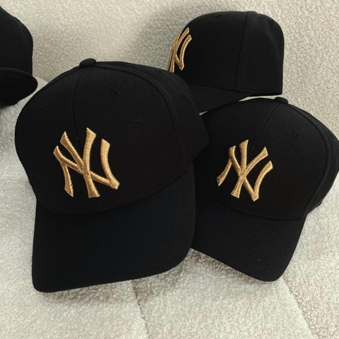 1005 -  Nón MLB Metal Logo Structured New York Yankees Black Gold - Code 32CPIG111 50L [HÀNG CHÍNH HÃNG]